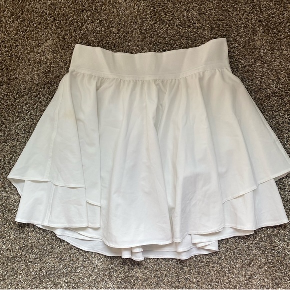 Lululemon Court Rival High Rise Skirt / Skort Long EUC - Picture 2 of 5